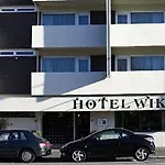 Wiking מלון 3*