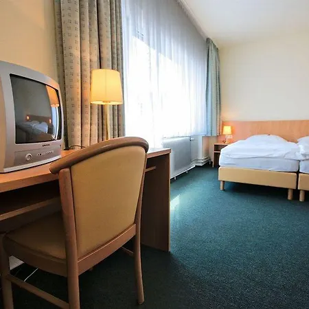 Отель Wiking Киль